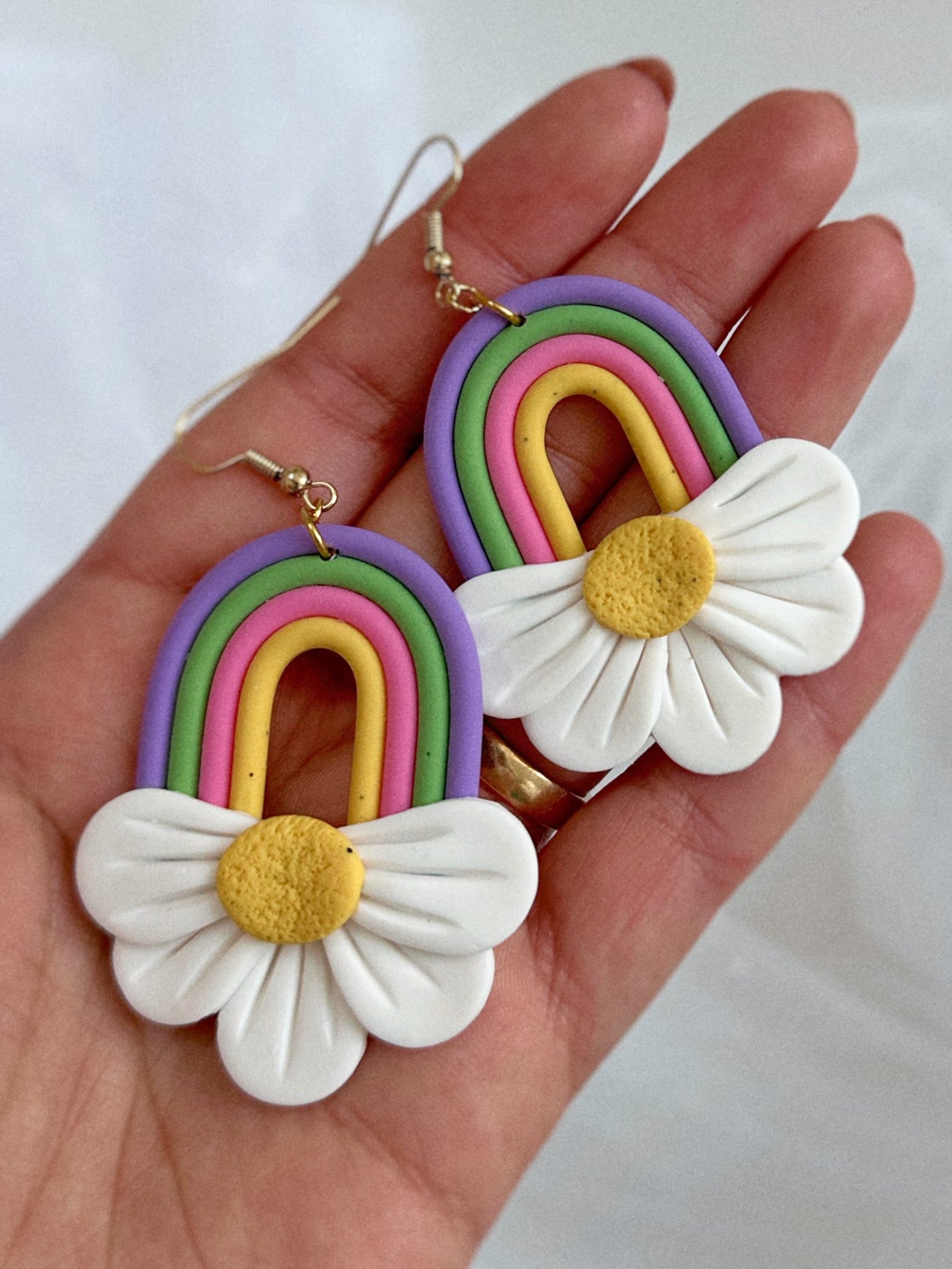 Brinco Arco-íris Flor
